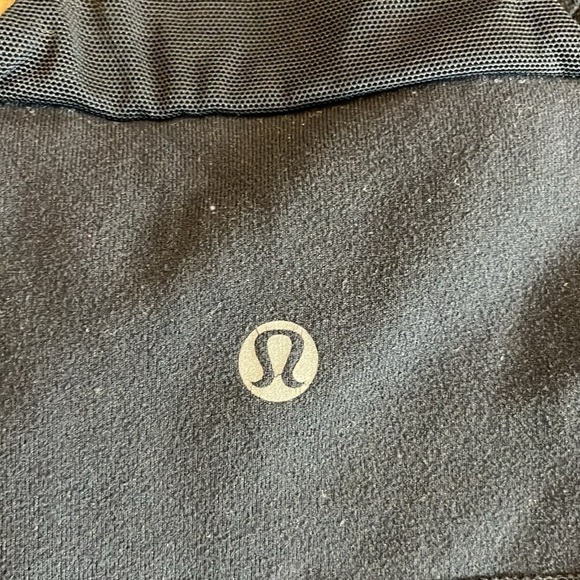 LULULEMON black full length racerback tank, size 6 - Picture 3 of 5